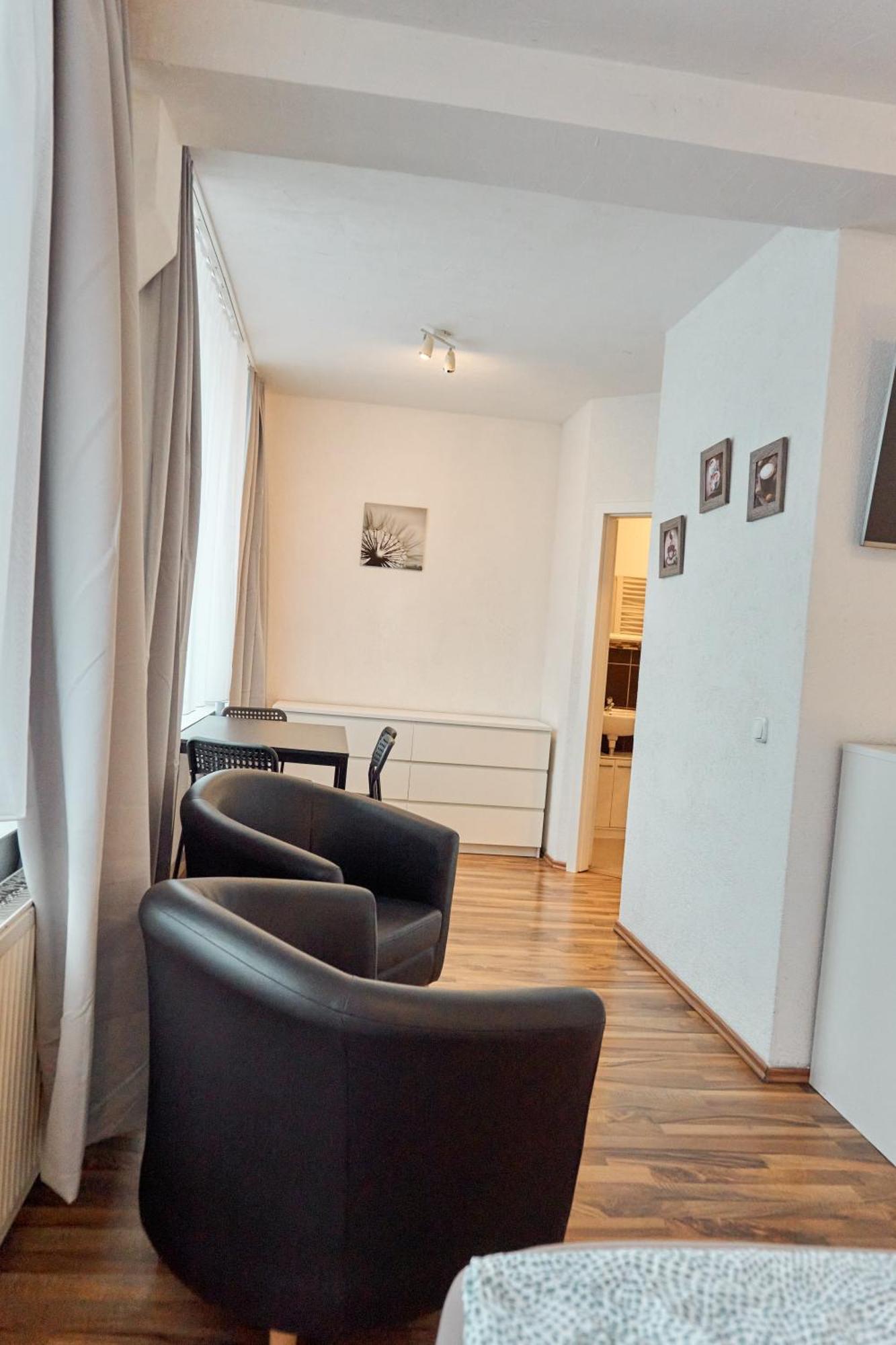 Pension Neuerbe แอร์ฟวร์ท ภายนอก รูปภาพ