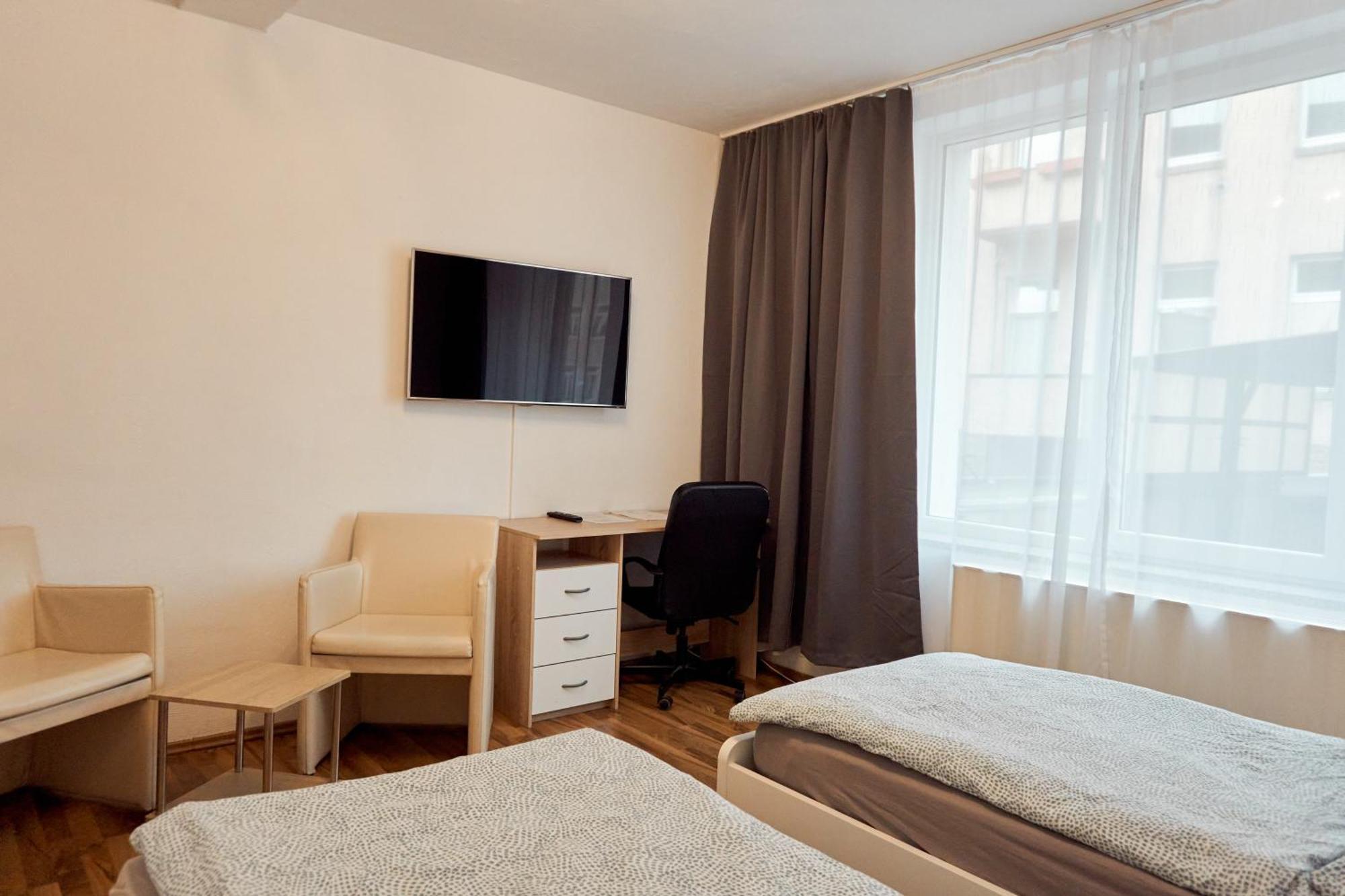 Pension Neuerbe แอร์ฟวร์ท ภายนอก รูปภาพ