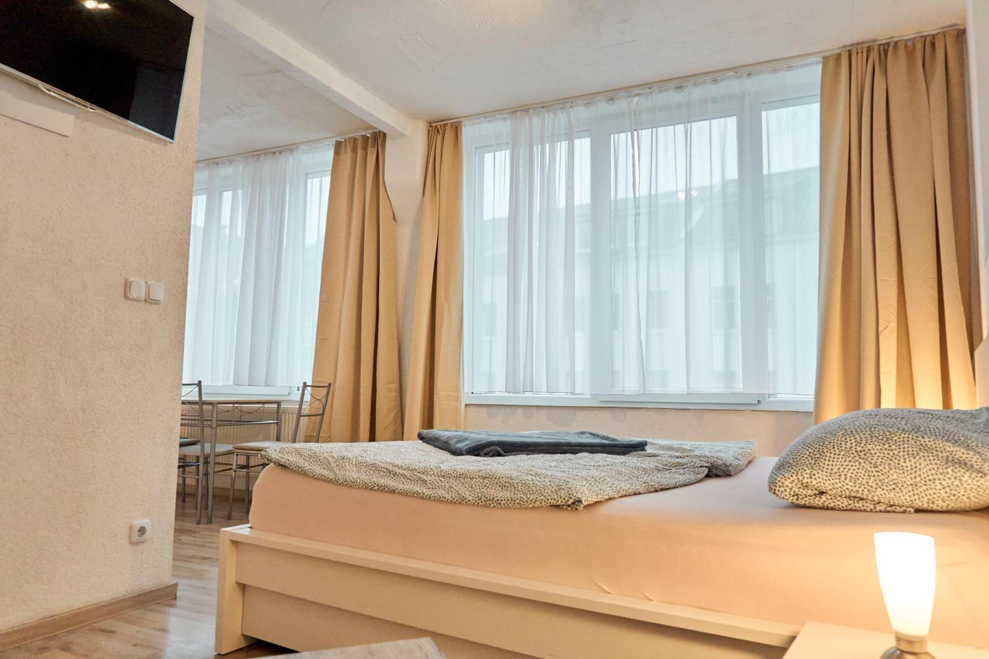 Pension Neuerbe แอร์ฟวร์ท ภายนอก รูปภาพ
